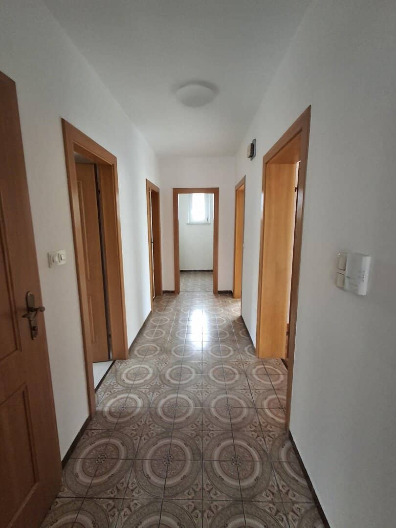 Spacious three room apartment with terrace and garden use in quiet residential area in Ried