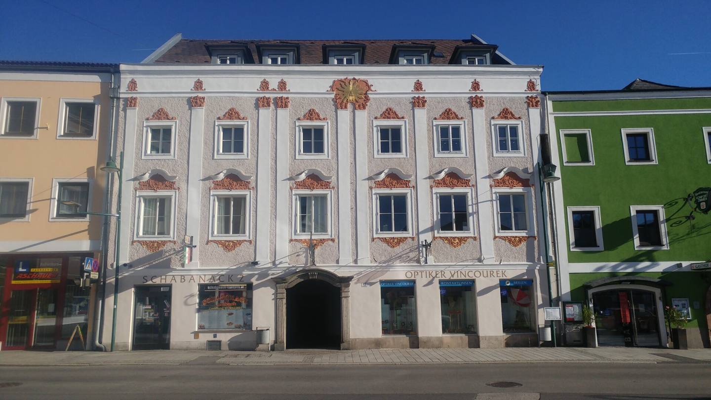 Helle, zentral gelegene 3- Zimmer-Wohnung mit Loggia in Lambach