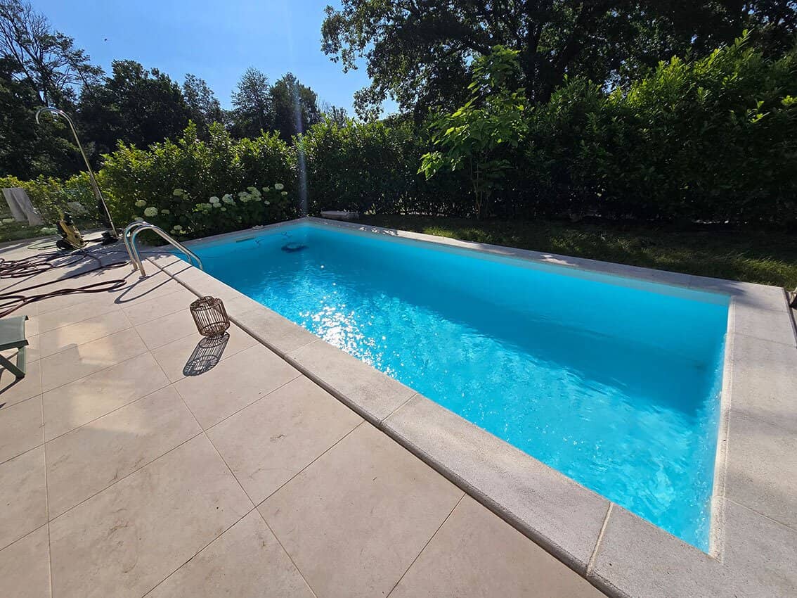 *** ERSTBEZUG - VILLA MIT POOL & SAUNA IN BESTLAGE *** FERNBLICK / ZENTRUMSNÄHE ***