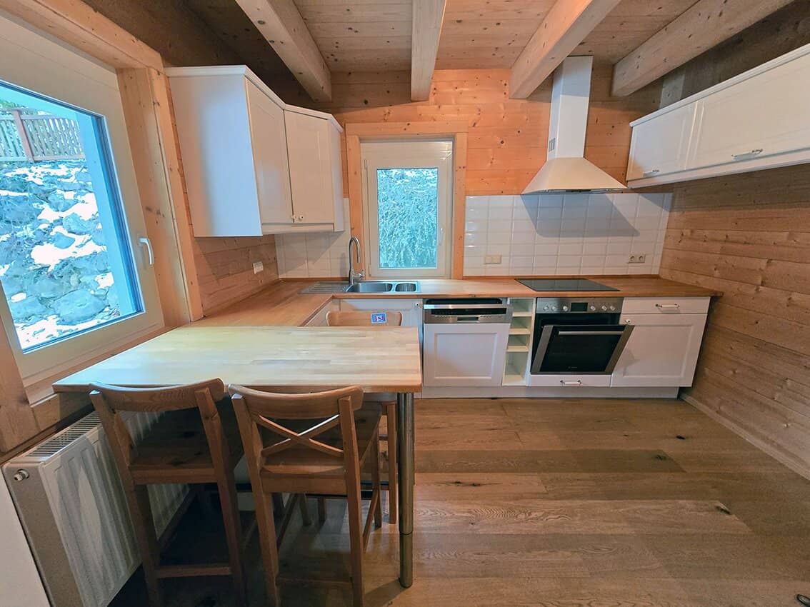 Modern wooden house in bio quality 5 rooms possible central quiet locationX