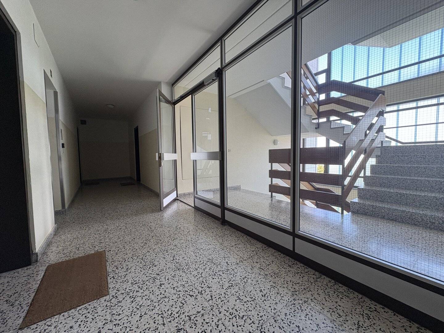 Sehr gut aufgeteilte 3-Zimmer-Wohnung mit Loggia (befristet vermietet)