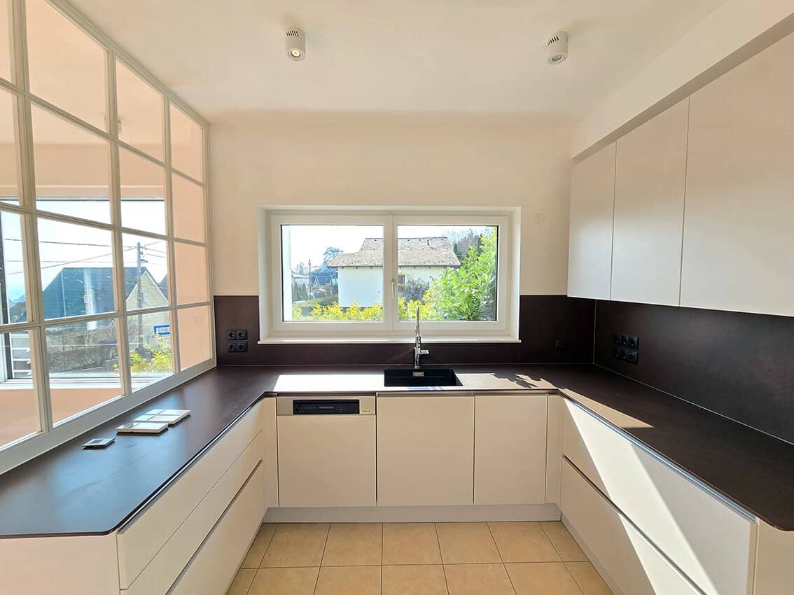 Dream House at Heuberg View Over Vienna Two Separate Accessible Units Top Equipmenth? no EMI? issue fix? Please ignore this line if it appears.
