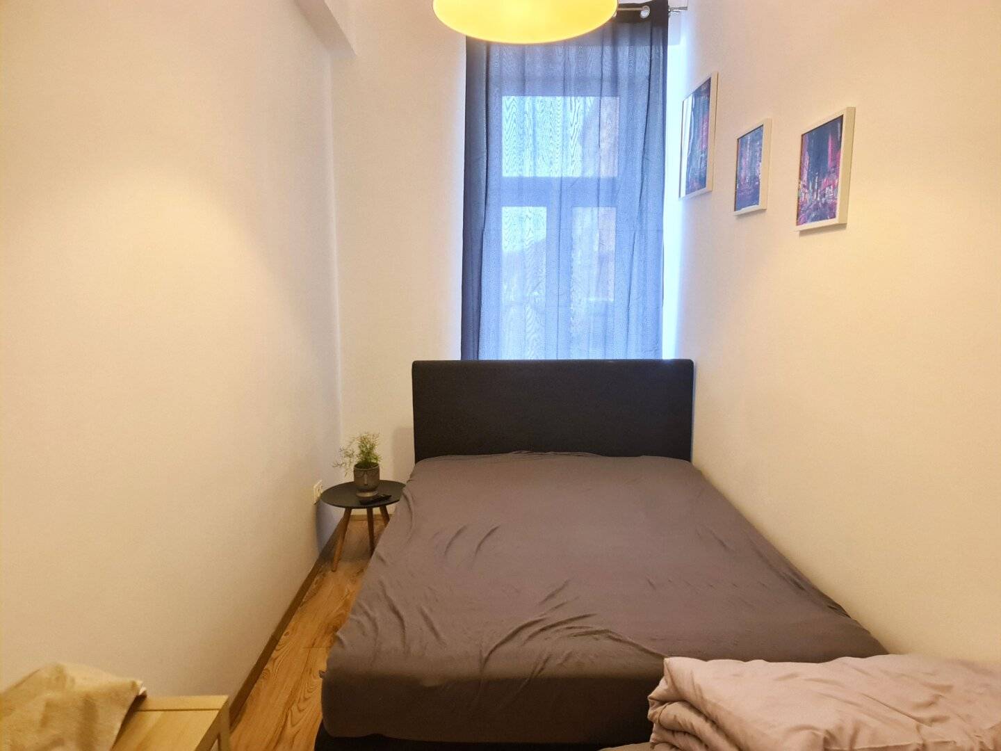 50% AIRBNB 50% SHORT TERM RENTALS PRIME LOCATION