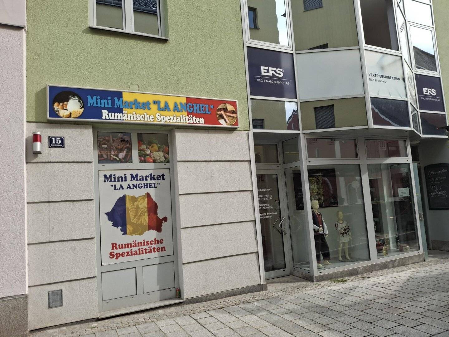 IDEAL SIZE: Well frequented commercial space in the center of Ried im Innkreis