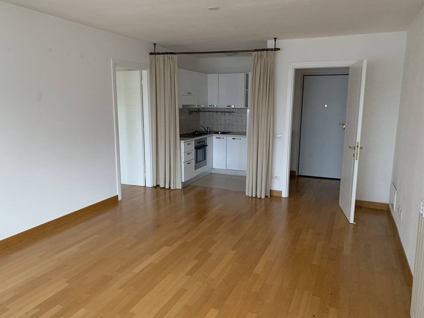 ELEGANTE 3-ZIMMERWOHNUNG IN VELDEN AM WÖRTHERSEE – IHR EXKLUSIVES REFUGIUM IN BESTER LAGE!
