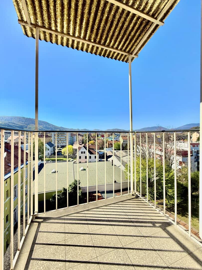 TOP DEAL I WEST FACING BALCONY I BATHTUB I MODERNIZED I SMART LAYOUT I PETS ALLOWED I QUIET LOCATION I 6TH FLOOR WITH ELEVATOR I PROJEKT WOHNEN | TOP DEAL I WESTBALKON I BADEWANNE I MODERNISIERT I SMARTE RAUMAUFTEILUNG I HAUSTIERE ERLAUBT I RUHIGE LAGE I 6. STOCK MIT LIFT I PROJEKT WOHNEN