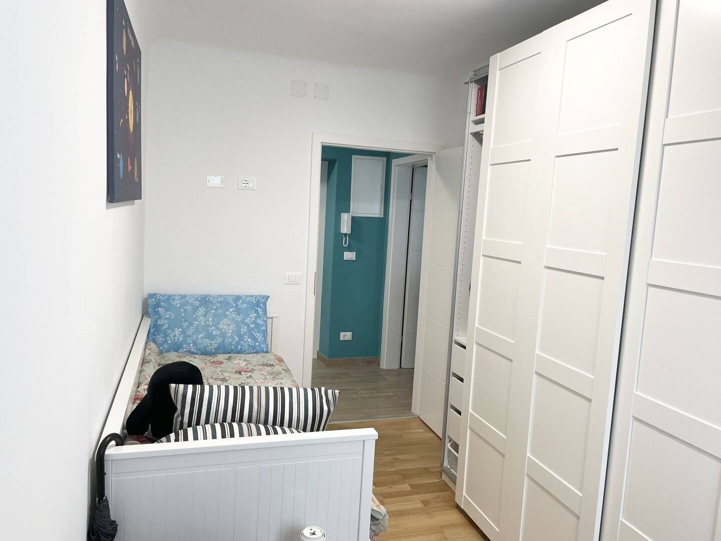 Central location Completely renovated Ideal for couples, investors and singles