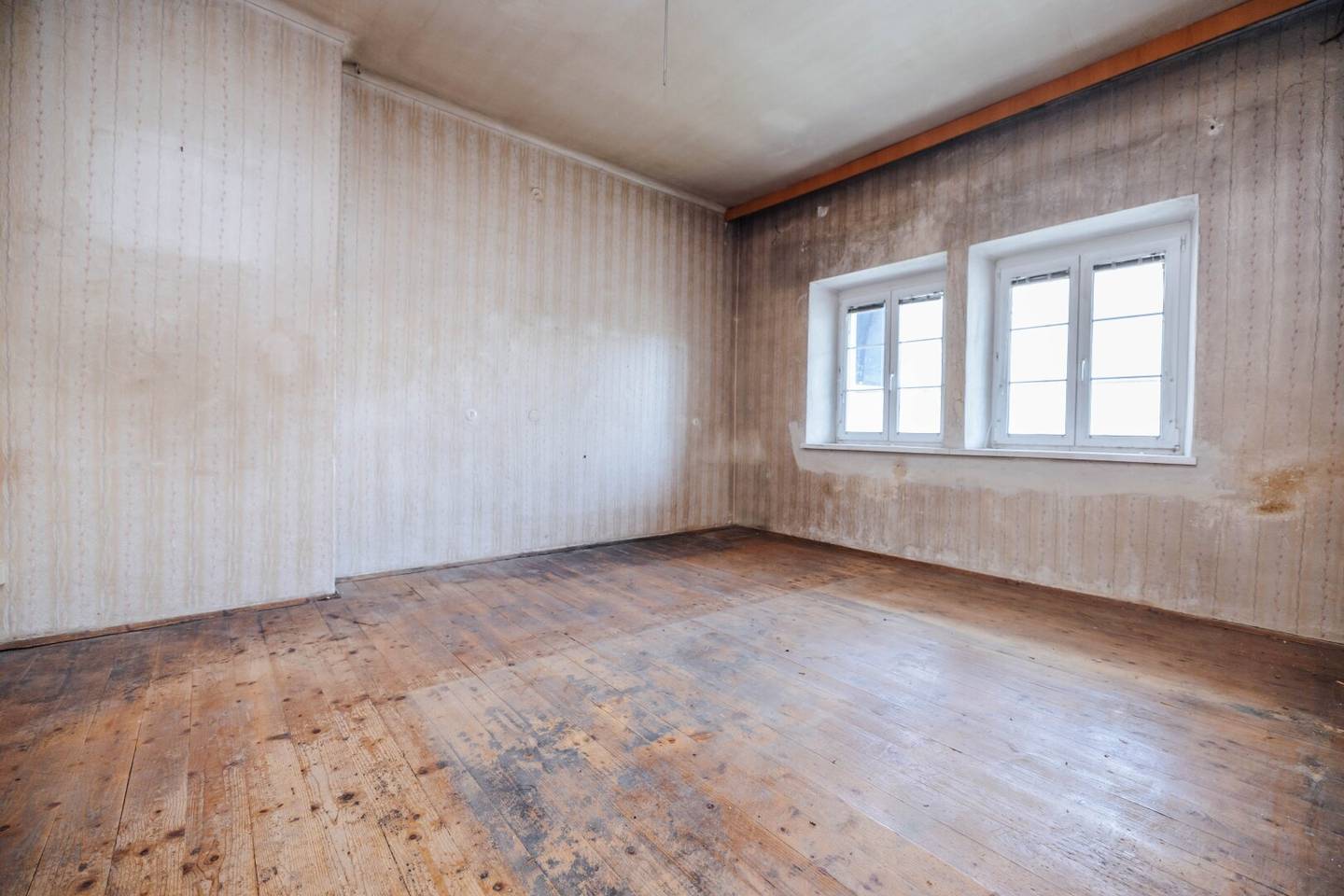 Renovation object with potential I lift under construction I 3rd floor I prime location Geidorf I light filled I Projekt Wohnen
