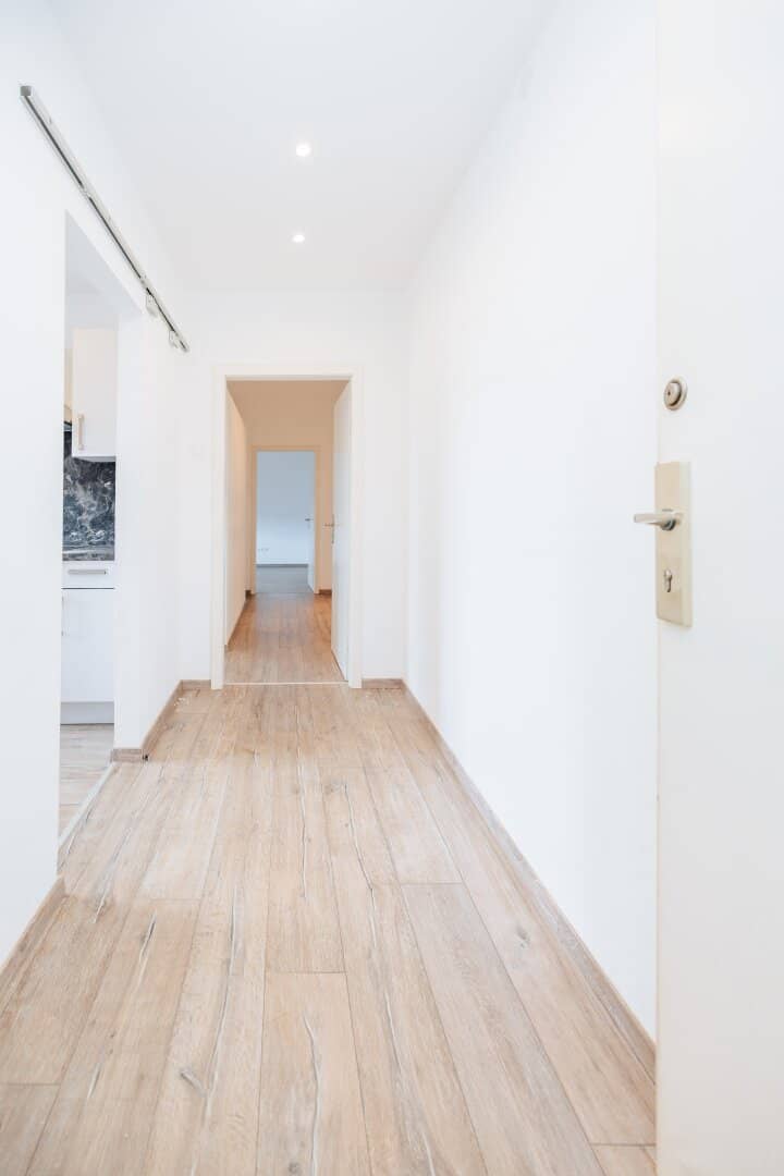 WOW I RENOVATED I BALCONY I NEAR LENDPLATZ I BATHTUB I MODERN DESIGN I PETS ALLOWED I QUIET LOCATION I PROJEKT WOHNEN
