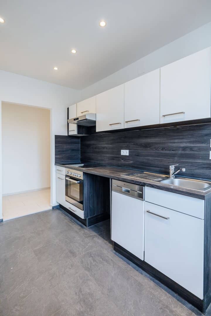 WOW I BALKON I NÄHE LENDPLATZ I BADEWANNE I MODERNER SCHNITT I HAUSTIERE ERLAUBT I RUHIGE LAGE I PROJEKT WOHNEN