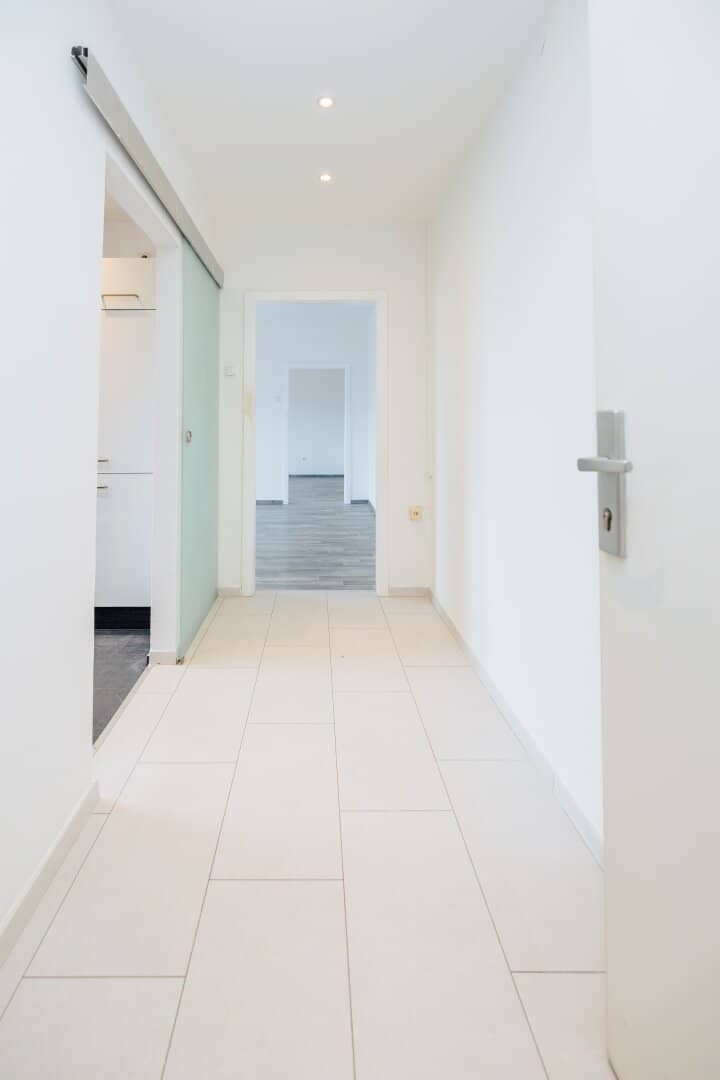 WOW I BALKON I NÄHE LENDPLATZ I BADEWANNE I MODERNER SCHNITT I HAUSTIERE ERLAUBT I RUHIGE LAGE I PROJEKT WOHNEN