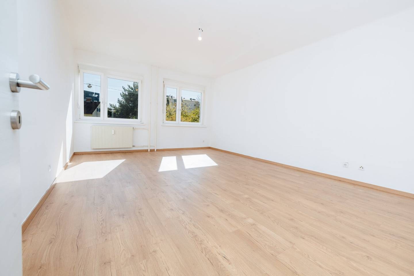 I Balcony I Completely Renovated I 3-Room Residence I Best Location in Lend I Bright and Airy I Quiet Living I Projekt Wohnen I