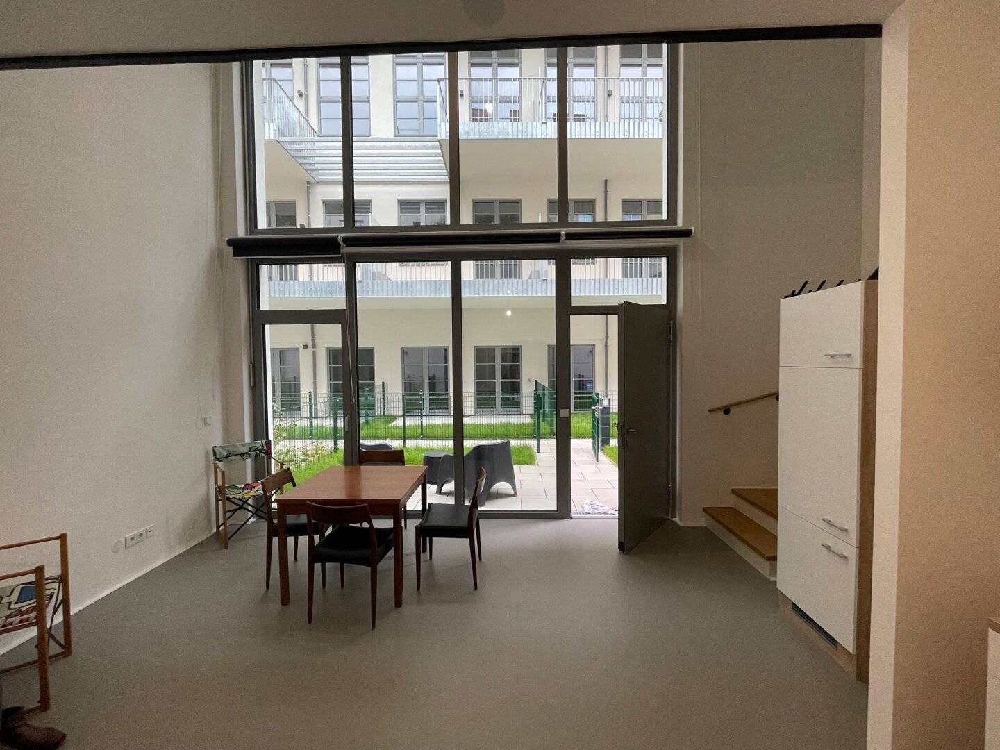 Voll möblierte Wohnung für Kurzzeitmiete! Sofort verfügbar
