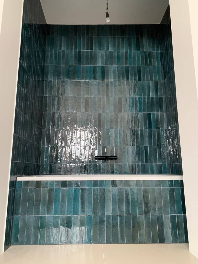 Kernsaniertes Architektenhaus - jedes Apartment individuell gestaltet - attraktives Renditepotenzial - oder einfach selber genießen