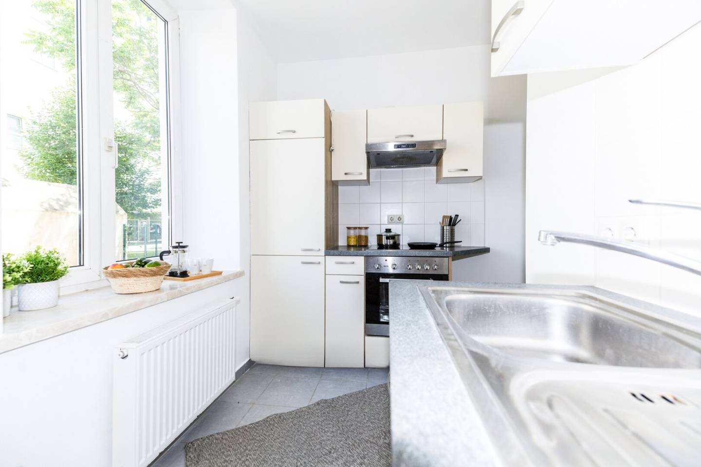 MODERN EQUIPMENT I HIGH-QUALITY KITCHEN I CLEAR LINES AND ELEGANT ROOM LAYOUT I CONTEMPORARY LIVING I PROJEKT WOHNEN