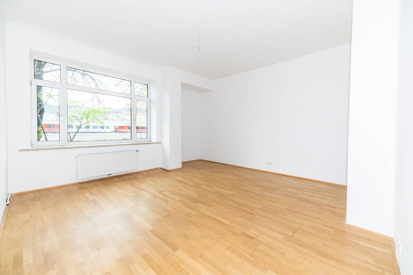 MODERN EQUIPMENT I HIGH-QUALITY KITCHEN I CLEAR LINES AND ELEGANT ROOM LAYOUT I CONTEMPORARY LIVING I PROJEKT WOHNEN