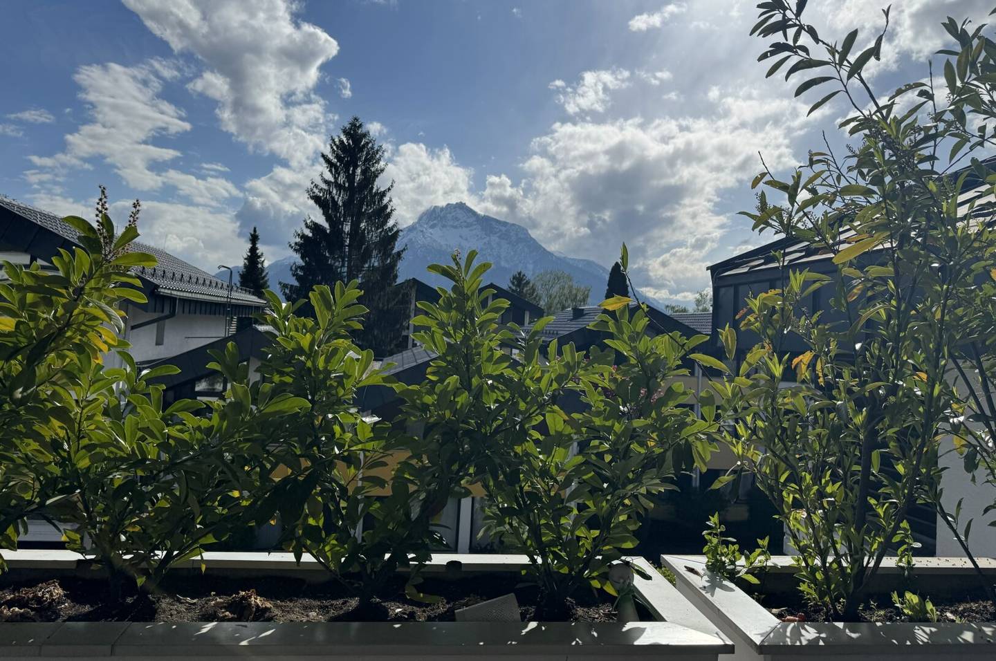 Exklusive Dachgeschosswohnung in Elsbethen – Modern saniert mit Süd-Balkon & Stadtnähe