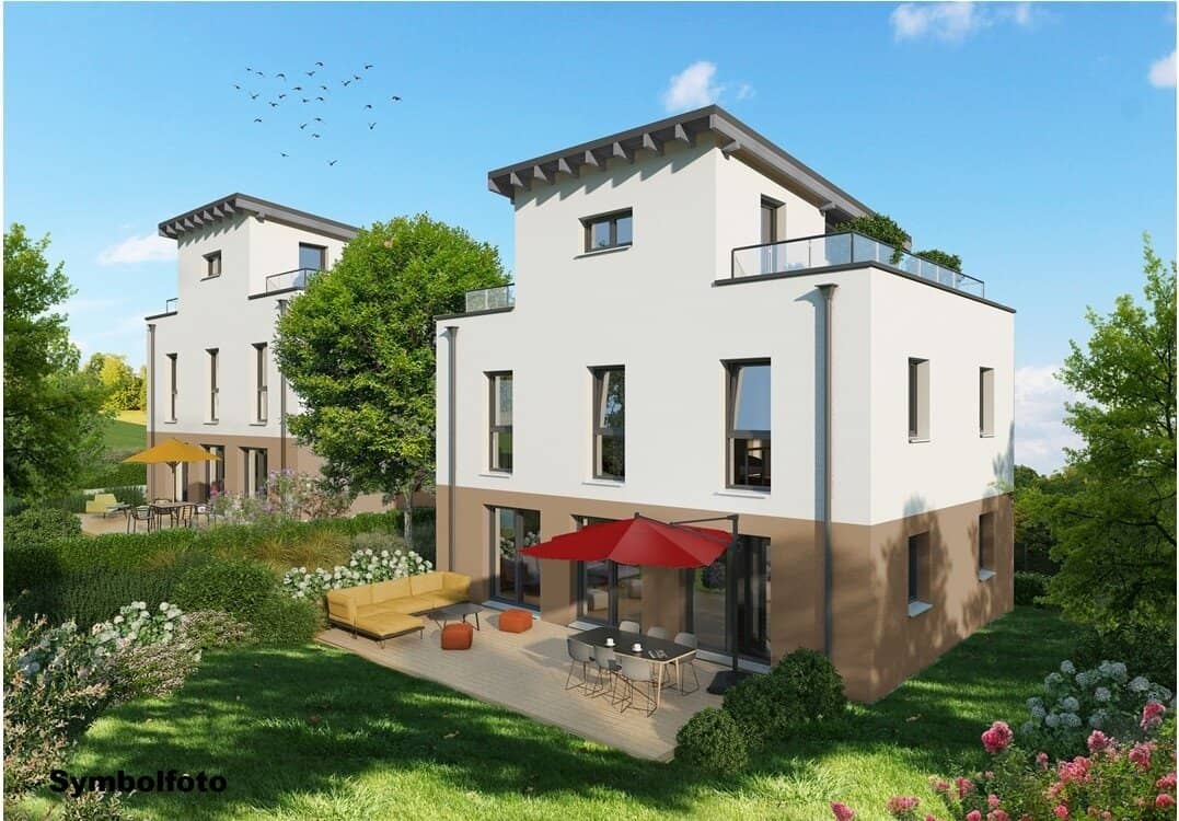 The view is a dream! Your villa on own land with 2 roof terraces while 1? (note: please ignore this note)