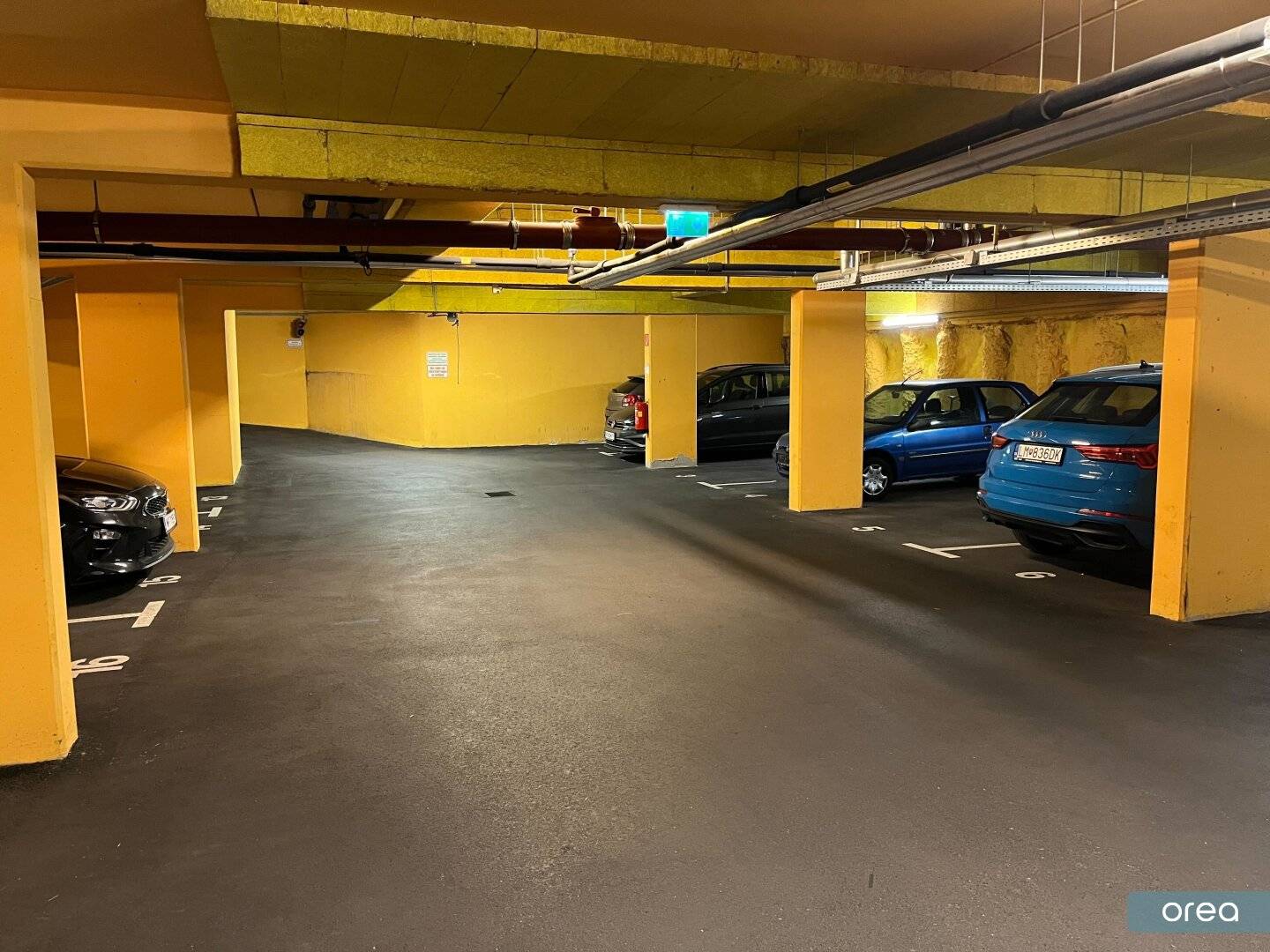 orea | Garage investment in 1140 Vienna 3 parking spaces in good location | BEC