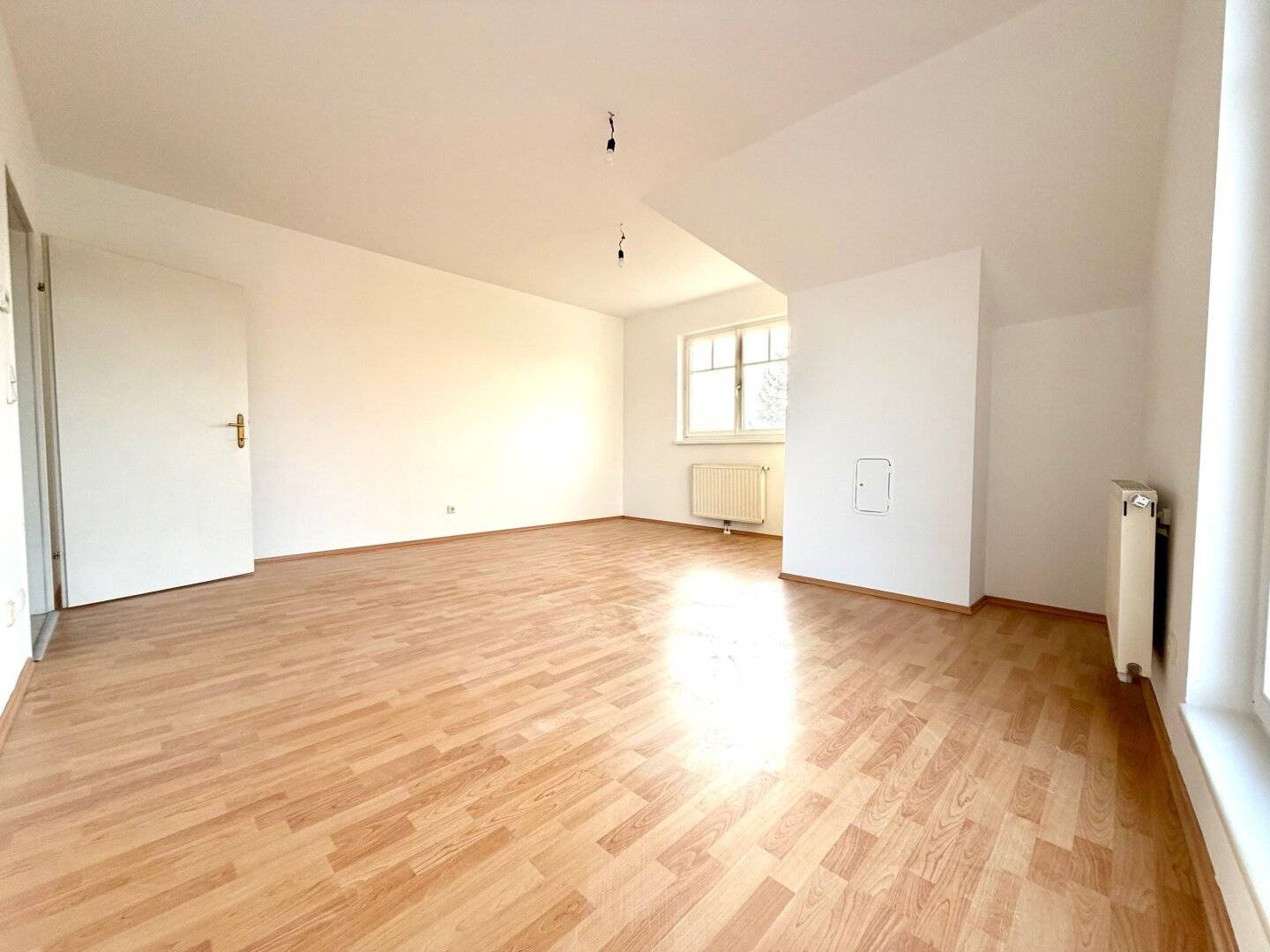 Charmante helle 3 Zimmerwohnung mit großer Terrasse