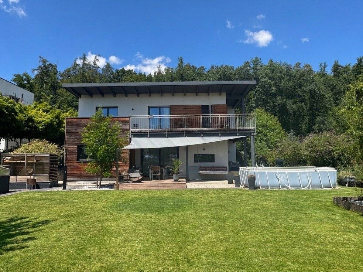 Wohnen mit Weitblick  -  Modernes Zuhause in sonniger Aussichtslage  II  bereits reserviert