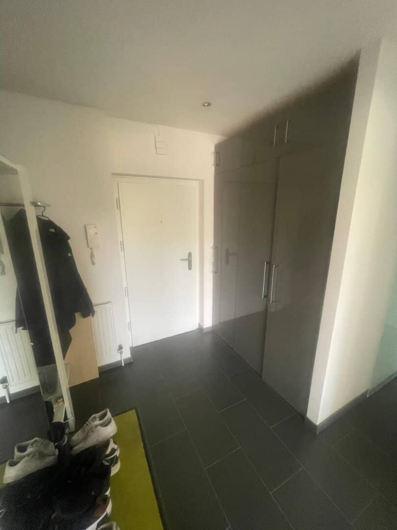 Sanierte 2-Zimmer-Wohnung mit 78 m² im 1. Liftstock – Wiener Neustadt