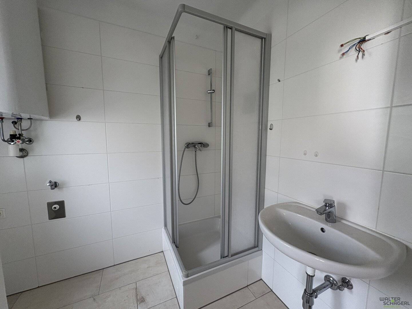2 rooms newly renovated