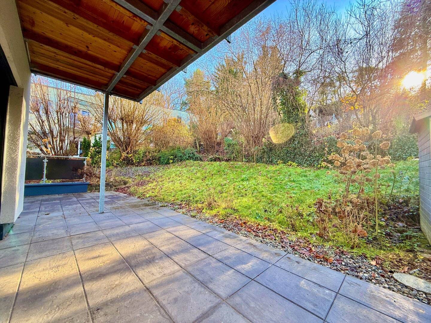 Exclusive new build at the foot of the Ruckerlberg with a south-facing balcony and underground garage directly on Leonhardbach in idyllic Sackstraße available now