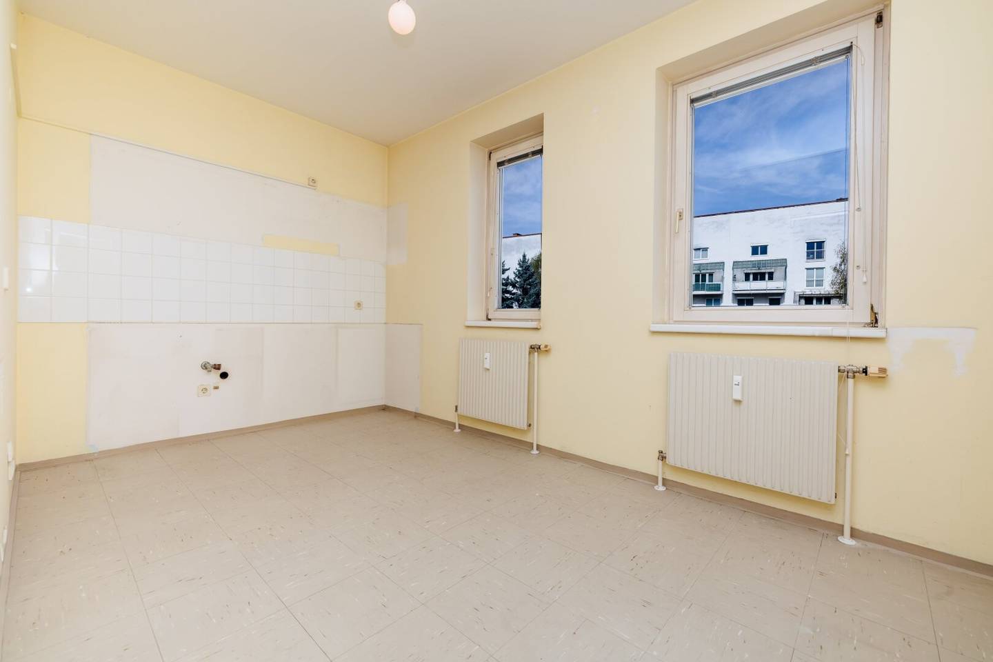 Balcony, well kept, bright apartment, bathtub, light filled, central, Projekt Wohnen