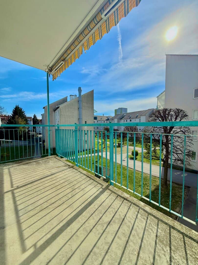 Balcony, well kept, bright apartment, bathtub, light filled, central, Projekt Wohnen