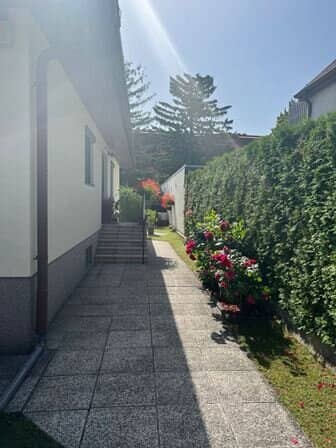 FAMILIENHIT! Einfamilienhaus auf schönem, gepflegtem Grundstück