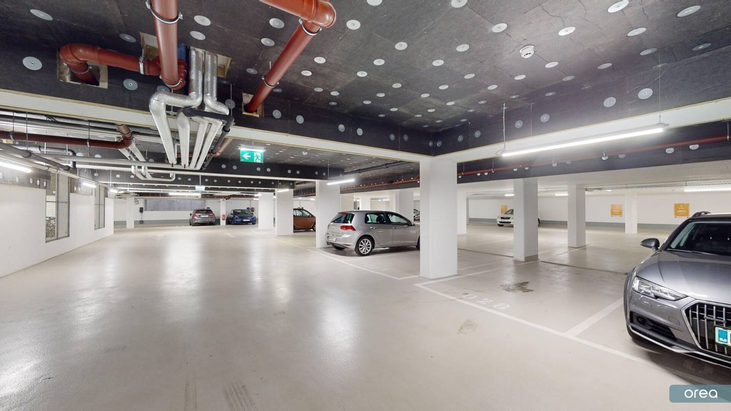 orea | Parking near Gasometer | Virtual tour · Rent online