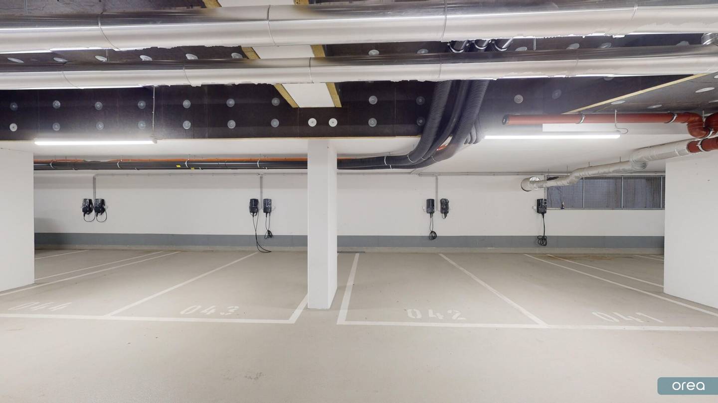orea | Parking near Gasometer | Virtual tour · Rent online