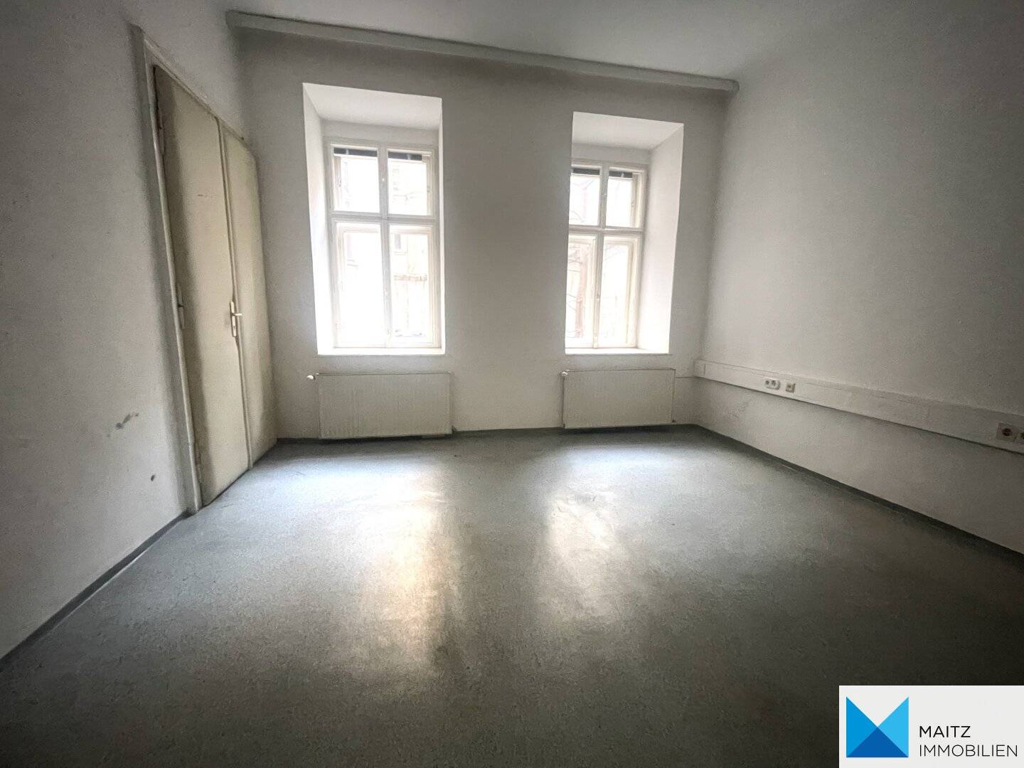 Corner commercial space in a very good location in the 9th district near Volksoper