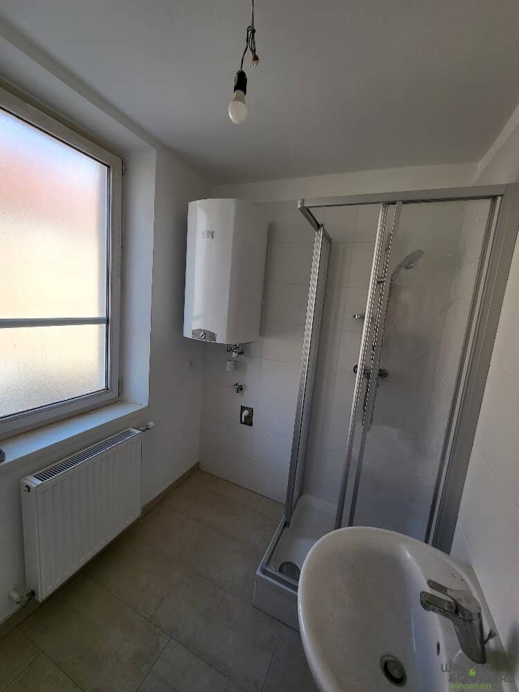 3 Zimmer-Wohnung  renoviert Nahe FH /Interspar