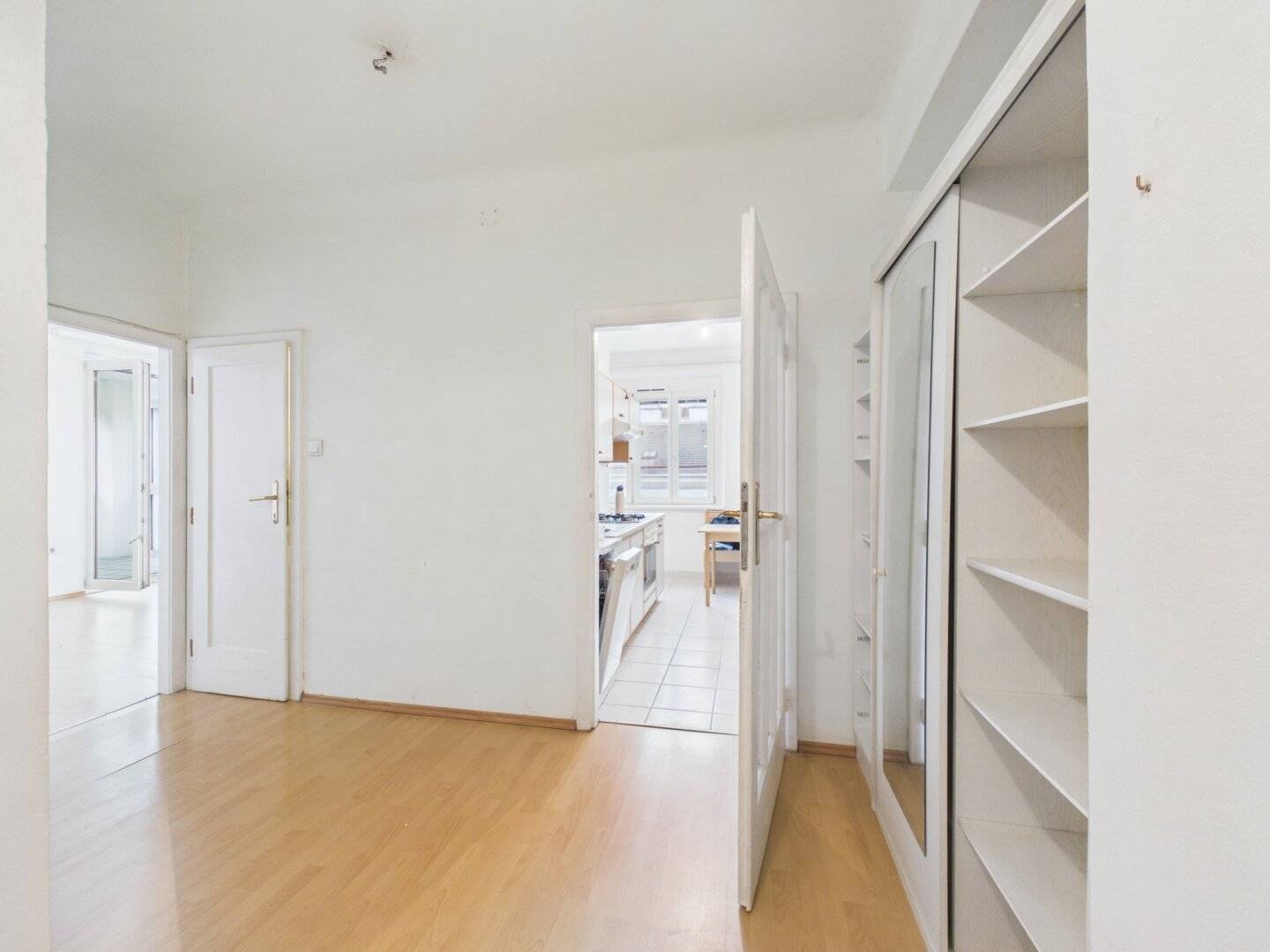 Charmante 1-Zimmer-Wohnung mit Wintergarten in bester Lage des 10. Bezirks - nur 197.000€!