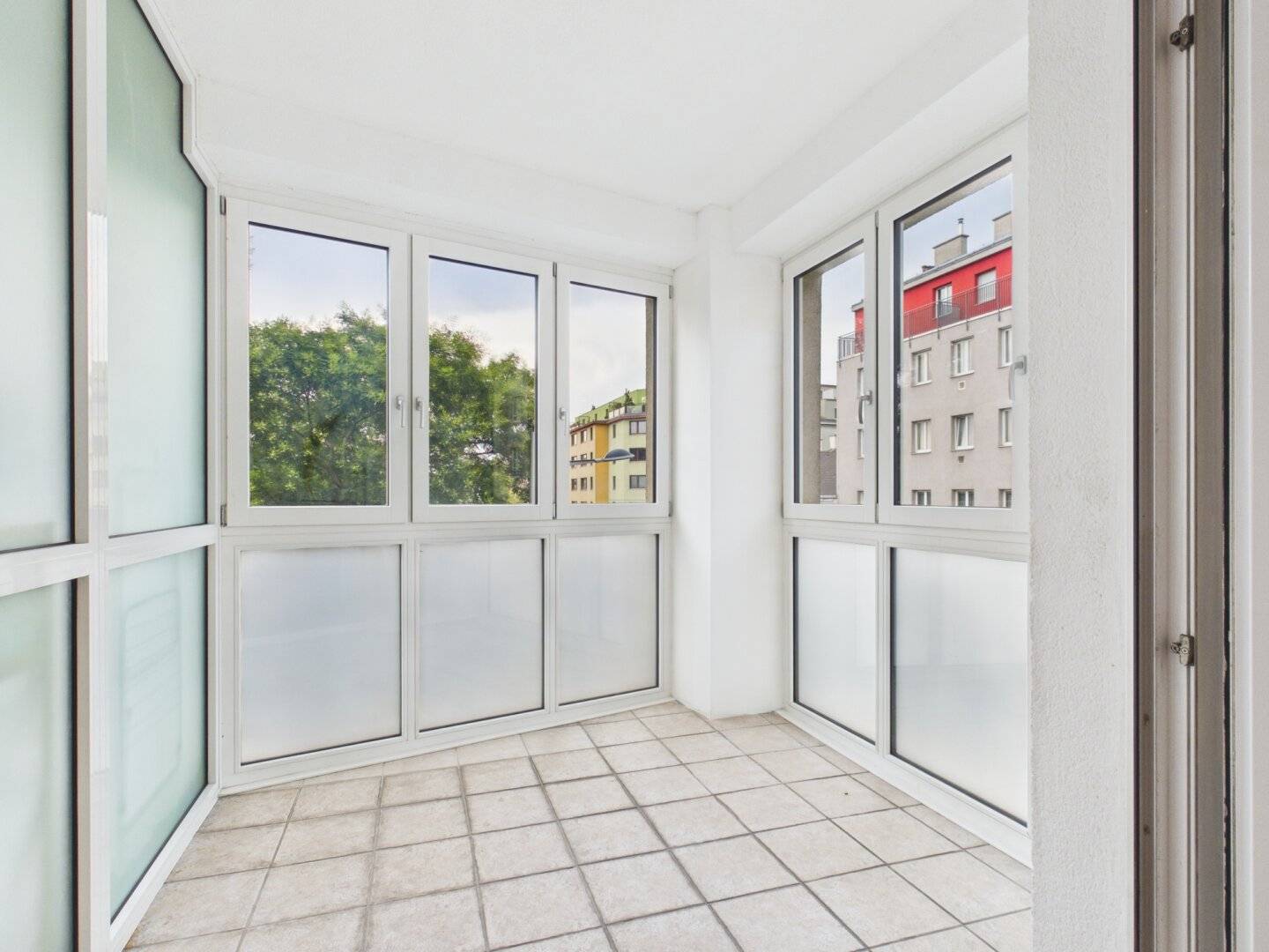 Charmante 1-Zimmer-Wohnung mit Wintergarten in bester Lage des 10. Bezirks - nur 197.000€!