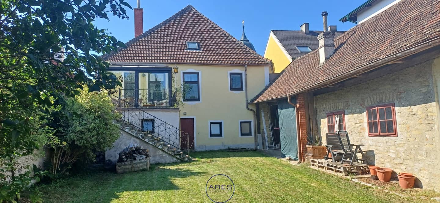 Historischer Altbau mit großem Garten in Neu Pölla