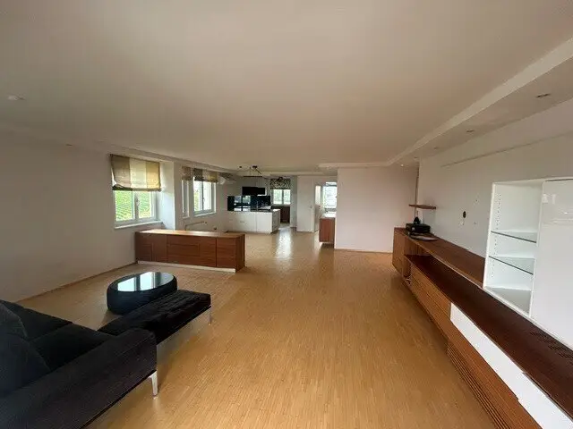 Penthouse Leonding 131m² mit Terrasse & 2 Garagen – 270 Grad (Fast)Rundumblick