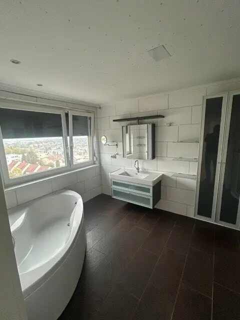Penthouse Leonding 131m² mit Terrasse & 2 Garagen – 270 Grad (Fast)Rundumblick