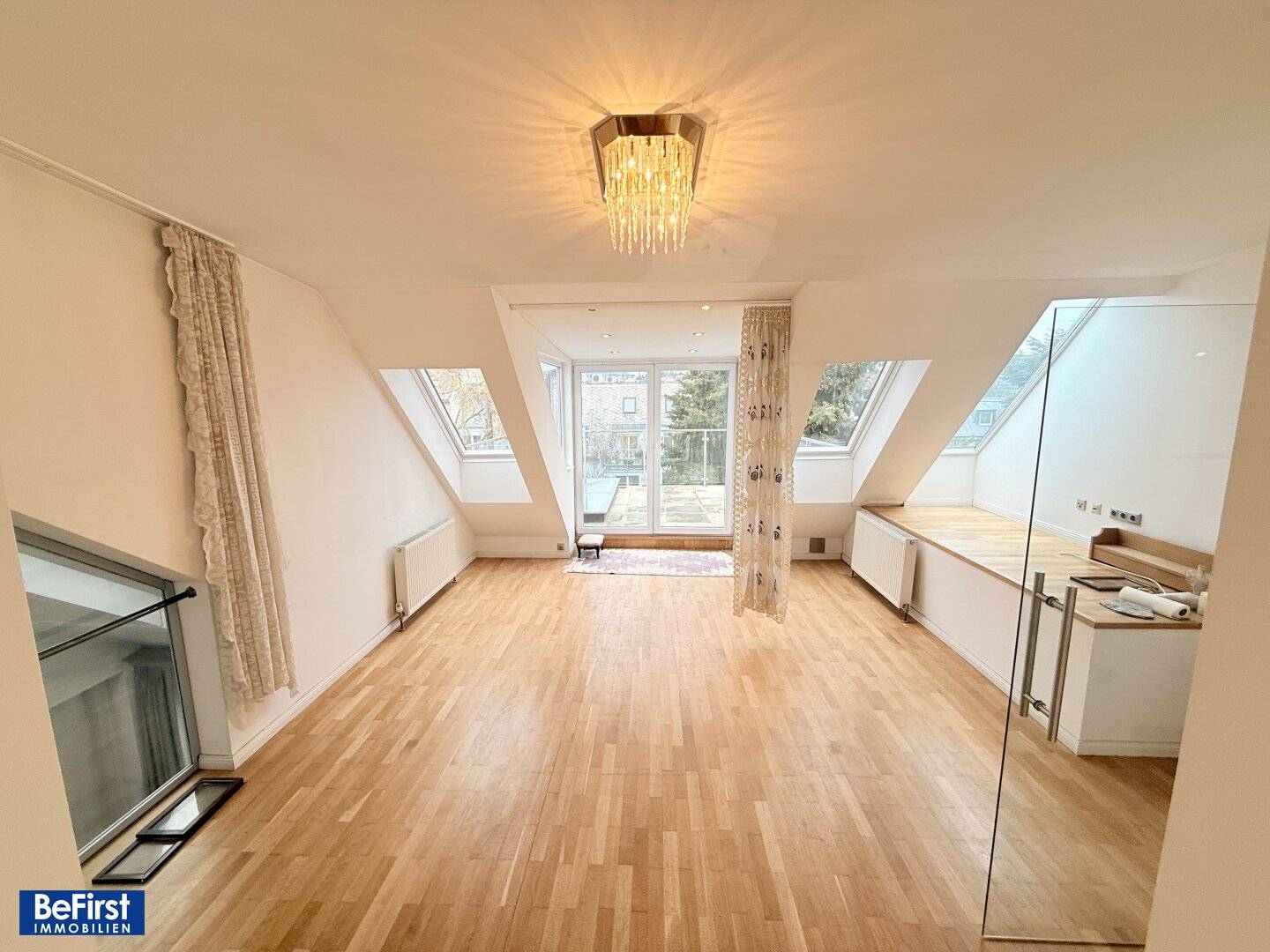 Unique Opportunity: Dreamlike multi-family house in an elegant location in Gersthof
