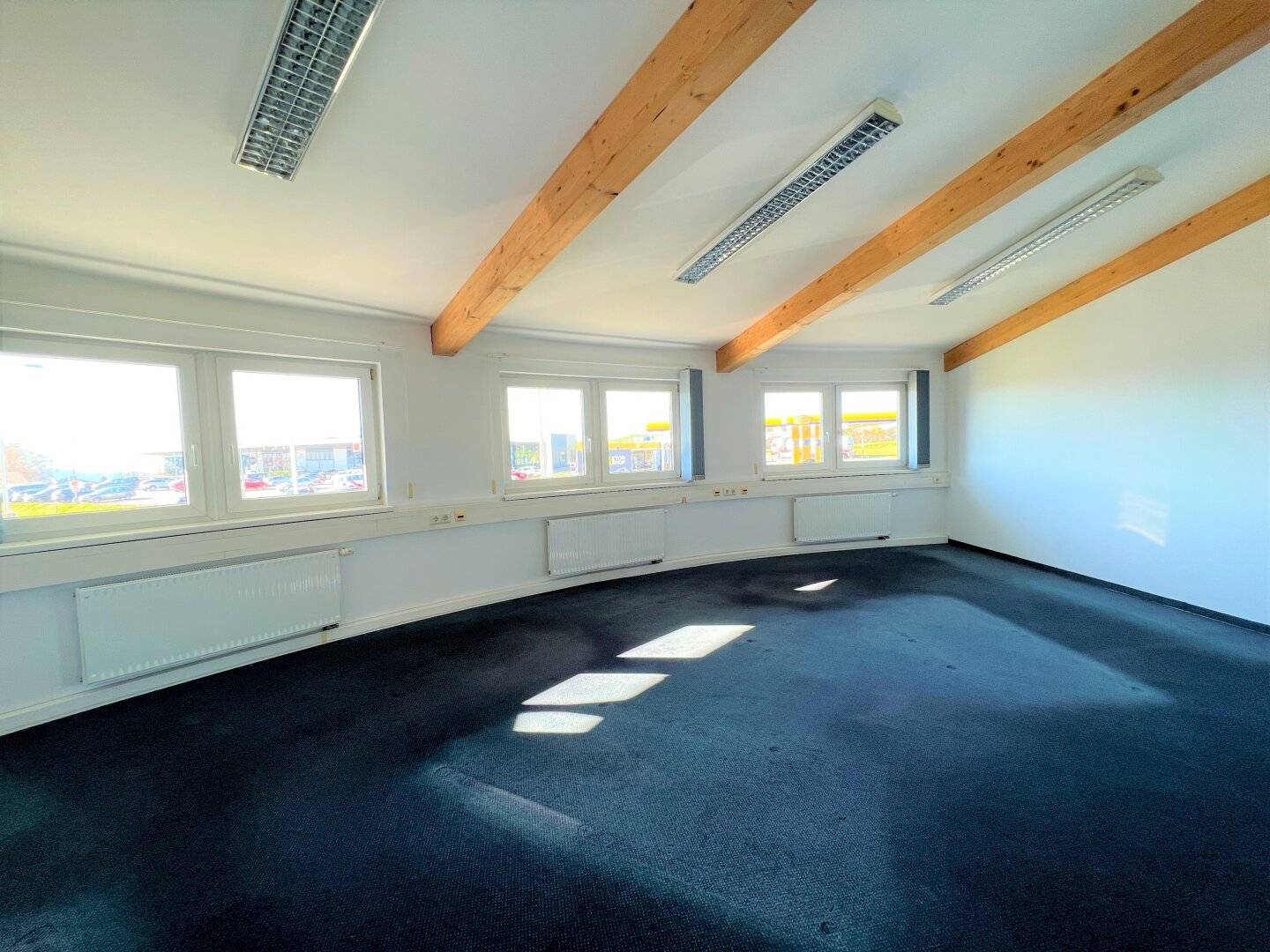 HANDELSPARK | Office space with expansion possibility | ELIXHAUSEN