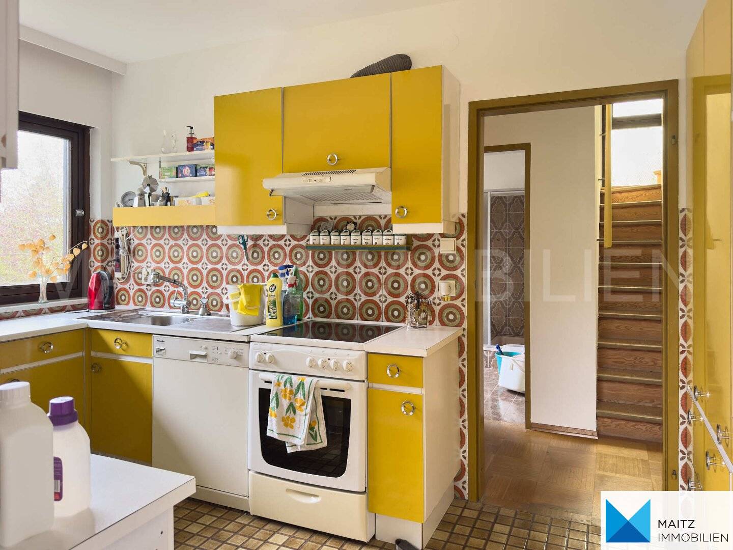 Prime location in GABLITZ Very well maintained single family home in sunny quiet location Garage and beautiful garden