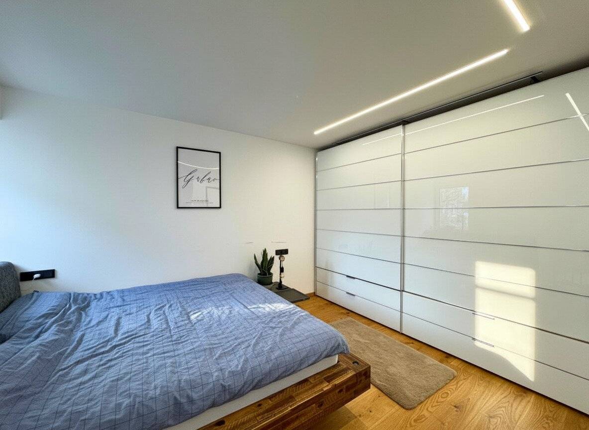 Drei-Zimmer-Wohnung mit Ausbaupotenzial | NEUMARKT