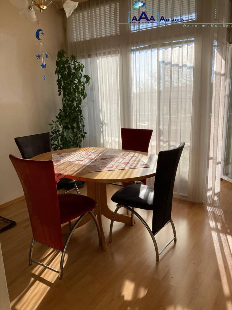 Der Sommer lässt die Preise schmelzen: Neuer Preis!!! Einmalige Gelegenheit in Brunn am Gebirge! gepflegte 3-Zimmer-Wohnung mit Loggia – Bahnhofsnähe!