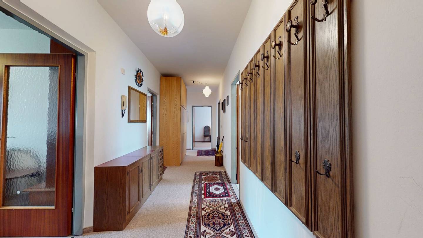 Charmante 5-Zimmer-Wohnung mit großzügigem Grundriss und Gestaltungspotenzial in Maria-Enzersdorf