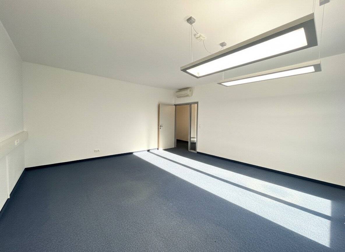 168 m² Office in high-traffic location | MAXGLAN-WEST/ AIRPORT