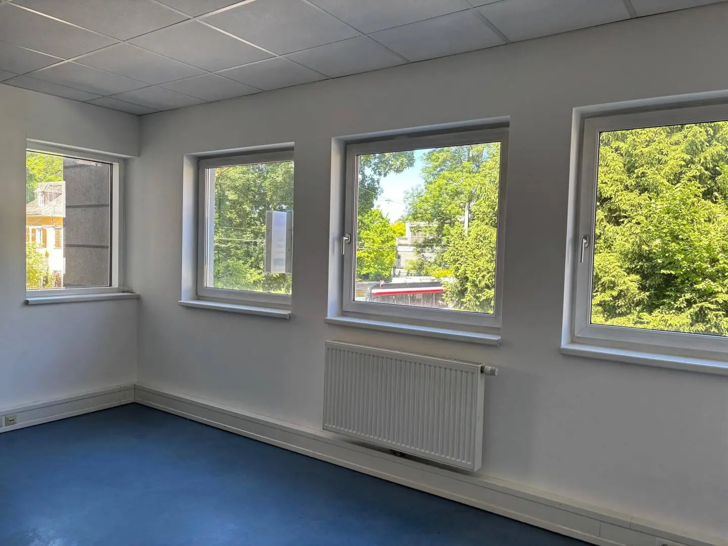 SALZBURG-SÜD: Practical, beautiful open plan office with 6 parking spaces, approx. 215 m² in top location