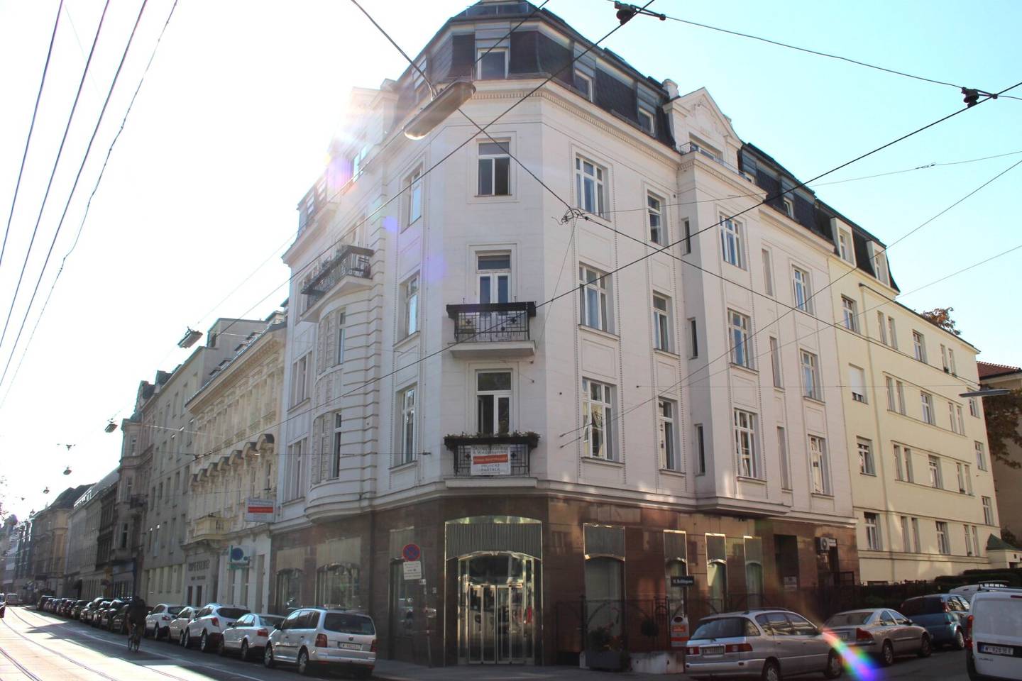 Commercial premises with style and perspective in Döbling, including a 360° tour