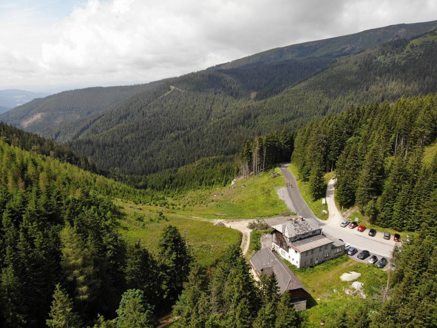 Alpiner Rohdiamant am Pfaffensattel: Ihre Chance auf ein Projekt in einmaliger Lage
